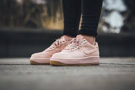 Epingle Sur Nike Air Force 1 Sneakers