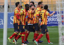 News, ultime notizie, calcio mercato, dirette e risultati partite, classifica per aggiornamenti sui salentini 24h su 24. Lecce Calcio Punti O Bel Gioco Contano I Tre Punti