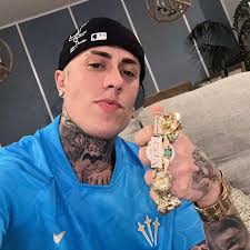 MC Daniel vai ser pai após três meses de namoro