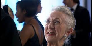 Celebrities with last name: Barlow