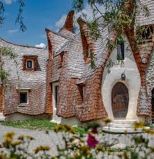 Website 40 721 298 207. Https Xn Urlaub In Rumnien 2qb De Ro Uir De Vizitat Locatii De Vizitat Castelul De Lut