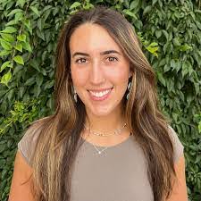 Julia Mcdonough's Instagram, Twitter & Facebook