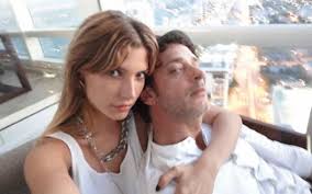 Mirá el cover del cantante. Culpan A Ultimo Amor De Cerati Por Coma