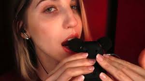 FrivolousFox ASMR - Patreon Exclusive Video Leaked