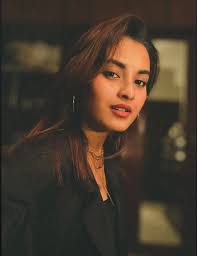 Her face card never declines 🖤⚡ < Tanjim Saiara >