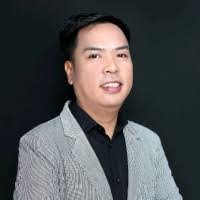 Nelson Vera's Instagram, Twitter & Facebook