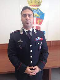 Nonostante l'attività serrata delle forze dell'ordine nella zona, i carabinieri della stazione bertalia hanno sanzionato. Carabinieri Rosario Scotto Di Carlo Promosso Al Grado Di Maggiore Lente Locale