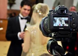 Check spelling or type a new query. Fotobox Mieten Hochzeit So Sparen Sie Sich Einen Teuren Fotografen Swarm Tech