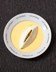 Iles Flottantes Passion Gingembre Fjord Pour 6 Personnes Recettes Elle A Table Recette Alimentation Recettes De Cuisine Ile Flottante