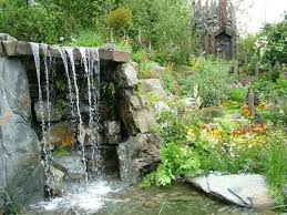 91 Ideen Fur Einen Traumhaften Wasserfall Im Garten Wasserfall Garten Wasserspiel Garten Garten