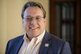 Independence Bank opens in St. Matthews