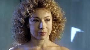 The 9th Doctor Dances to the Cyberman Dubstep