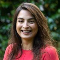 Jen Bowen's Instagram, Twitter & Facebook