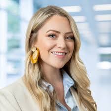 Adrienne Corey's Instagram, Twitter & Facebook