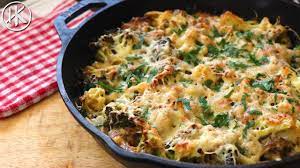 This simple slow cooker pulled pork recipe is big hit with my family of picky eaters. Pulled Pork Keto Mac And Cheese Keto Recipes Headbanger S Kitchen Youtube