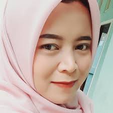 What pronoun should be used to refer to a sister?