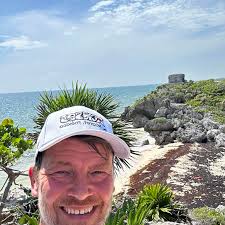 Thought I'd try something new. See who else wants to join. And be honest.  So. My favourite driver is lando. His faults as I see them. Bad from pole.  Very bad. Needs