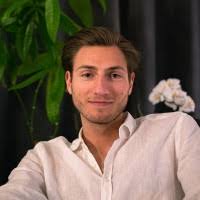 200+ profils pour “Amen”