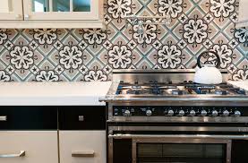 Black and white kitchen backsplash moroccan tile stencil. Black And White Moroccan Tile Backsplash Design Ideas