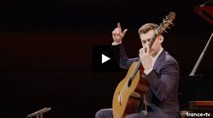 Une musique singulière, qui mélange chansons en français, r'n'b et rythmes electro, comme sur l'épatant dilemme, vu plus de 7,5 millions sur youtube. Thibaut Garcia Nominated For The Victoires De La Musique Classique