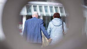 Das alterseinkünftegesetz änderte die besteuerung von renteneinkünften und pensionen. Rente Erhohung 2022 Die Bundestagswahl Konnte Das Verhindern Wirtschaft