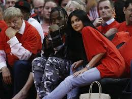 Cardi b beschützt kylie jenner sie ist immer für mich da ! Kylie Jenner 20 Nach Blitz Beziehung Schwanger Stars Vol At