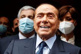 În vârstă de 84 de ani, berlusconi a fost internat în noaptea de luni spre marţi în spitalul san raffaele din milano, au declarat pentru afp surse din. Italy S Silvio Berlusconi Hospitalised Overnight After A Fall Europe News Top Stories The Straits Times