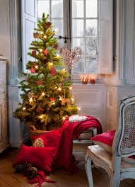 What small church communities lack in size, they often make up for in passion, commitment, creativity, and scrappiness. 30 Creative Christmas Decor Ideas For Small Spaces Digsdigs