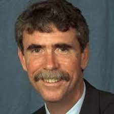 Albert Capulong's Instagram, Twitter & Facebook