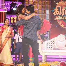 Vj Chitra Hemanth Photos Revisiting Late Actress Vj Chitra Kamaraj S Engagement Photos With Husband To Be Hemanth Vj chitra, or chithu as she's fondly called, says she's in a happy phase as far as her career is concerned. revisiting late actress vj chitra