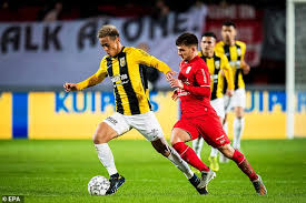 Vitesse takes into consideration every aspect of your transportation and travel. Keisuke Honda Quits Vitesse Arnhem After Just Six Weeks After Begging Manchester United To Sign Him Daily Mail Online