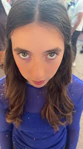 Sabrina Carpenter Capri Club