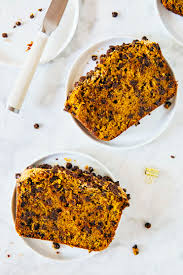 Stir flour, sugar, cinnamon, baking soda, baking powder, salt, and nutmeg together in a large bowl. Pumpkin Chocolate Chip Bread Hummingbird High