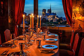 Tout ça tombe très bien puisqu'on vous a préparé une liste des meilleurs bars à cocktails de paris. 10 Amazing Restaurants With The Best Views In Paris Hand Luggage Only Travel Food Photography Blog