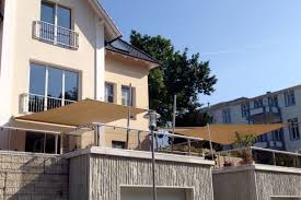 Markisen markisen seitenmarkise offene gelenkarmmarkise halbkassettenmarkise balkonbespannungen dienen in erster linie dem sichtschutz und windschutz auf dem balkon, sind. Sonnensegel Balkon Hohmann Sonnenschutz