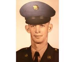 Elizabeth Maw's Instagram, Twitter & Facebook