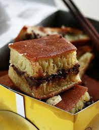 30 Delicious Indonesian Dishes You Need To Try Indonesian Desserts Asian Desserts Indonesian Food