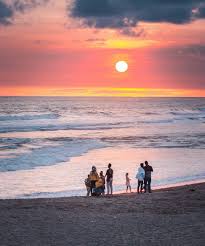 Sehingga pantai ini dulunya dikenal sebagai pantai para nelayan, namun seiring berkembangnya pariwisata pantai. Pantai Cemara Sewu