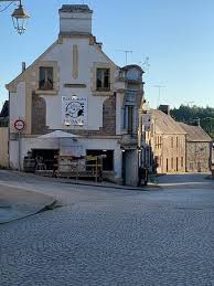L Helvetic Guemene Sur Scorff Restaurant Reviews Photos Phone Number Tripadvisor