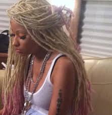 Nicki Minaj Was Rocking This Hair Dread Locks Dreads Pink And Blonde Blonde Dreadlocks Blonde Dreads Locs Hairstyles