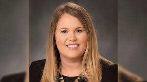 Kari Osborne's Instagram, Twitter & Facebook