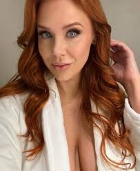 Special clause is written into adult stars porn contracts which everyone  must agree to - Entertainment - LADbible