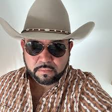 De pagar $300 de predial en el 2024, terminó pagando más de $3,000 por su  lote este año. 😱💸 ¡Así las cosas con el predial 2025! ¿Qué opinan? 🤔📈  Calvillo2025