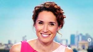 Sur son compte instagram, la présentatrice du jt de tf1. Marie Sophie Lacarrau Qui Est Son Mari Pierre Bascoul Sur Buzz Insolite Et Culture