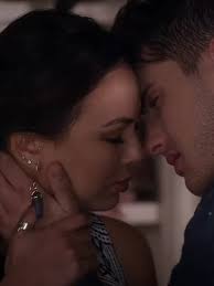 Pretty Little Liars Caleb and Mona Kiss