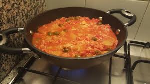 Scopri su cucchiaio d'argento le ricette pesce in umido da preparare direttamente a casa tua: Ricetta Merluzzo In Umido Con Patate Pomodori E Olive Youtube