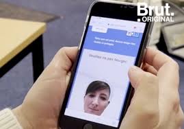 Un logiciel estime lâge de linternaute pour restreindre laccès des  mineurs aux sites porno - Elle