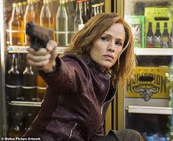 If you're confused by the new. Jennifer Garner Reacts To Peppermint Being Number One Movie On Netflix Two Years After Release Aktuelle Boulevard Nachrichten Und Fotogalerien Zu Stars Sternchen