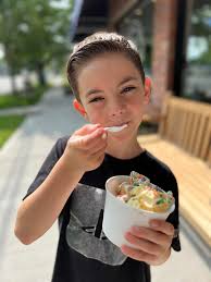 Ice cream shops with vintage storefronts in Hampton Roads?