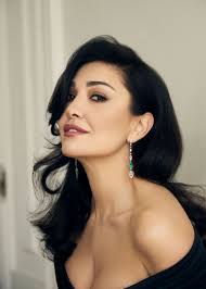 Kristina Mkhitaryan debuts as Mimi in La Bohème at the Metropolitan Opera